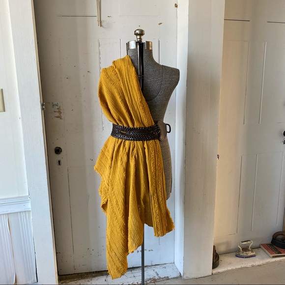 Time & Tru Golden Mustard Woven Scarf - Picture 3 of 10